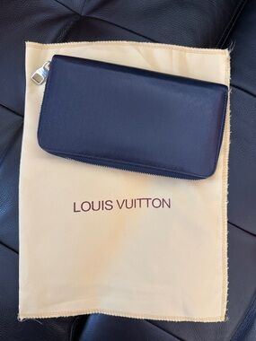 Louis Vuitton Deep Blue Zip Wallet in Textured Leather